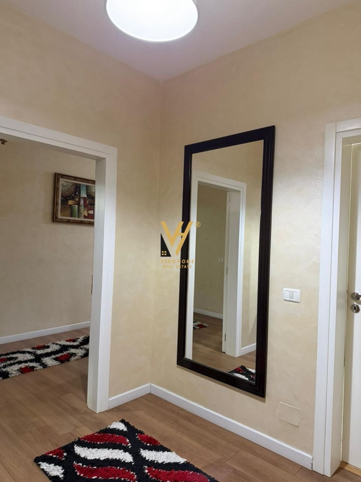 2+1+BLK ME QIRA NE SELITE 70.000 LEKE