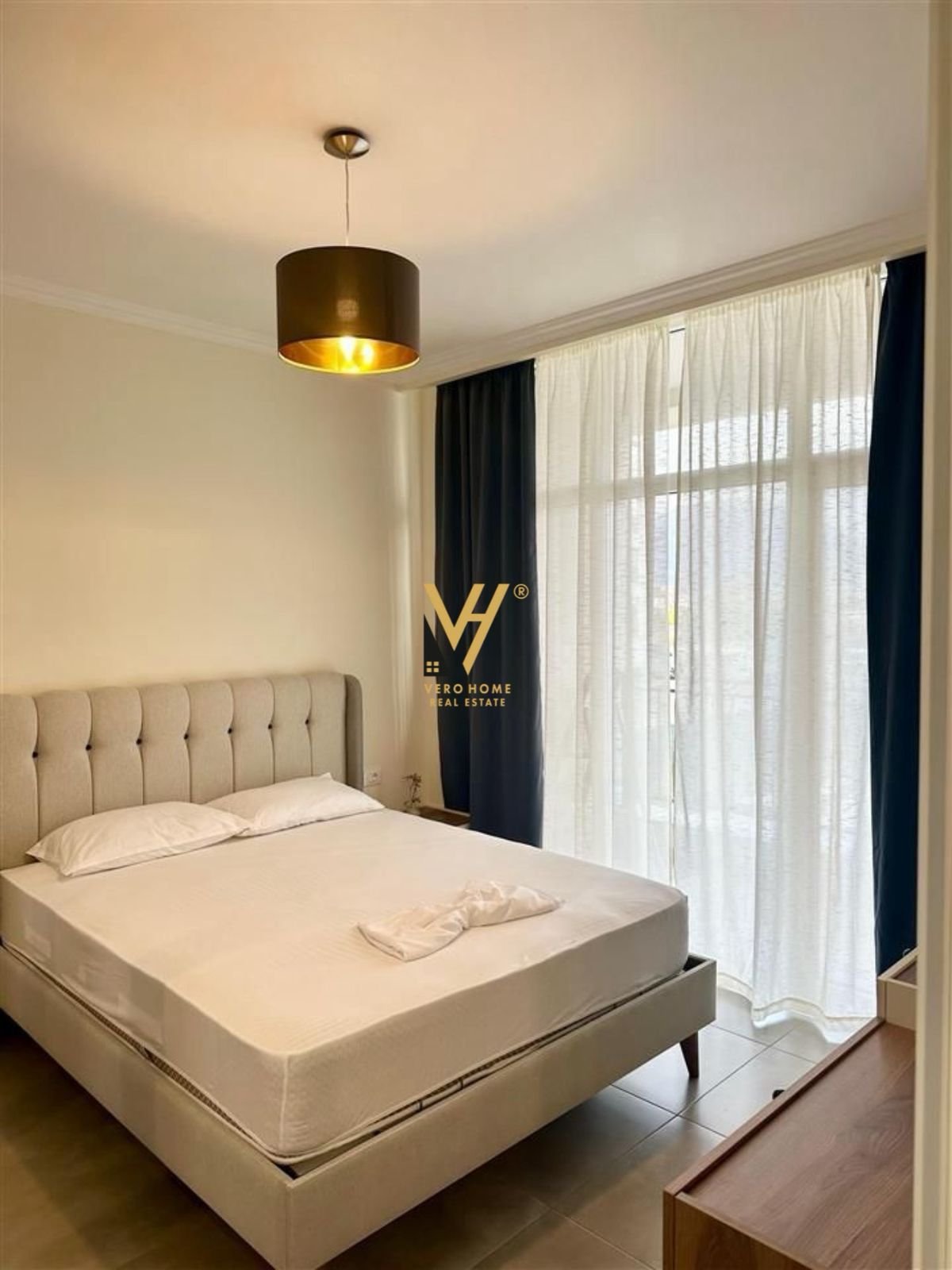 1+1+BLK ME QERA TE BULEVARDI I RI 65.000 LEKE