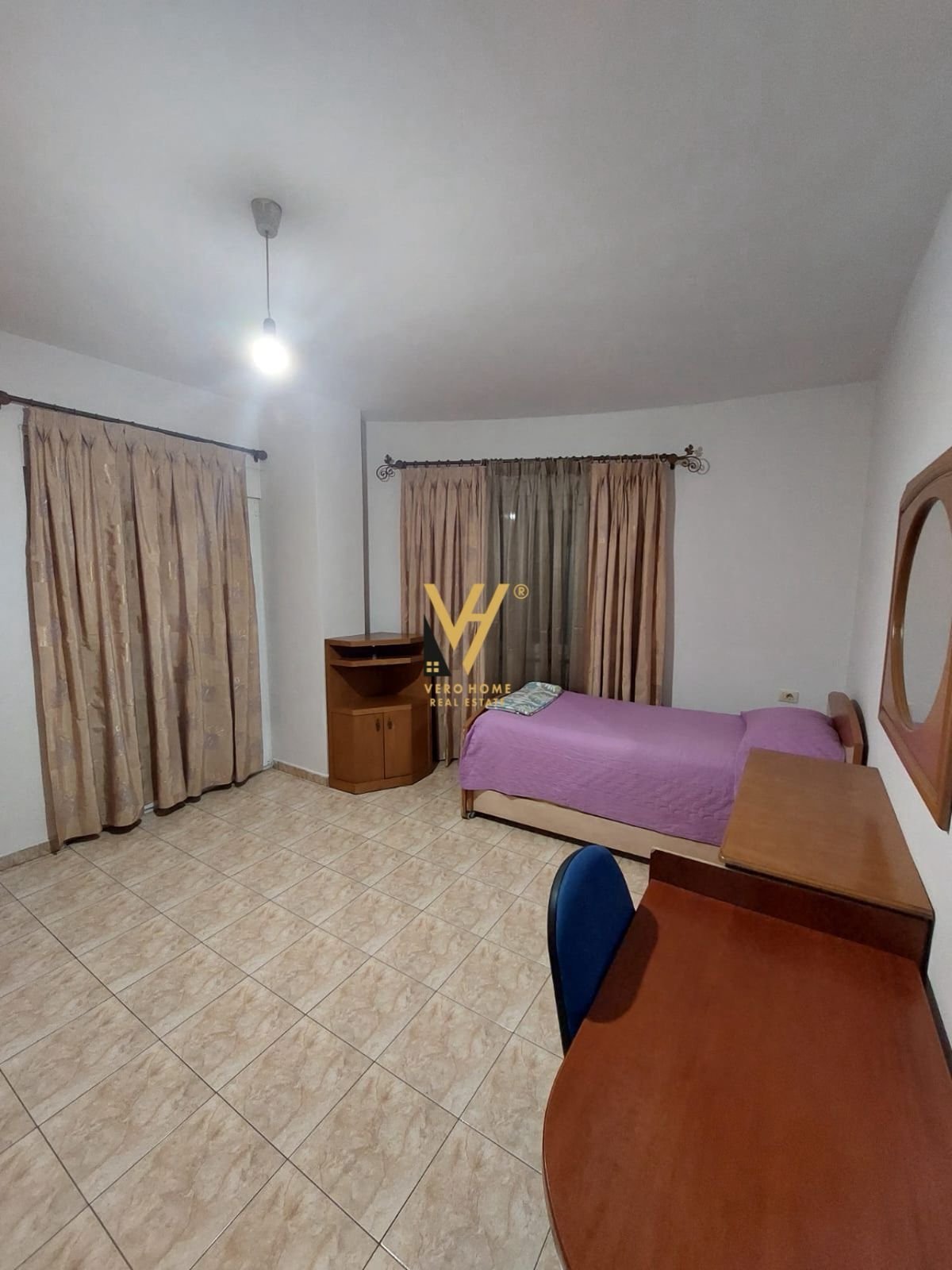 2+1+2BLK ME QERA TE KOPSHTI BOTANIK 60.000 LEKE