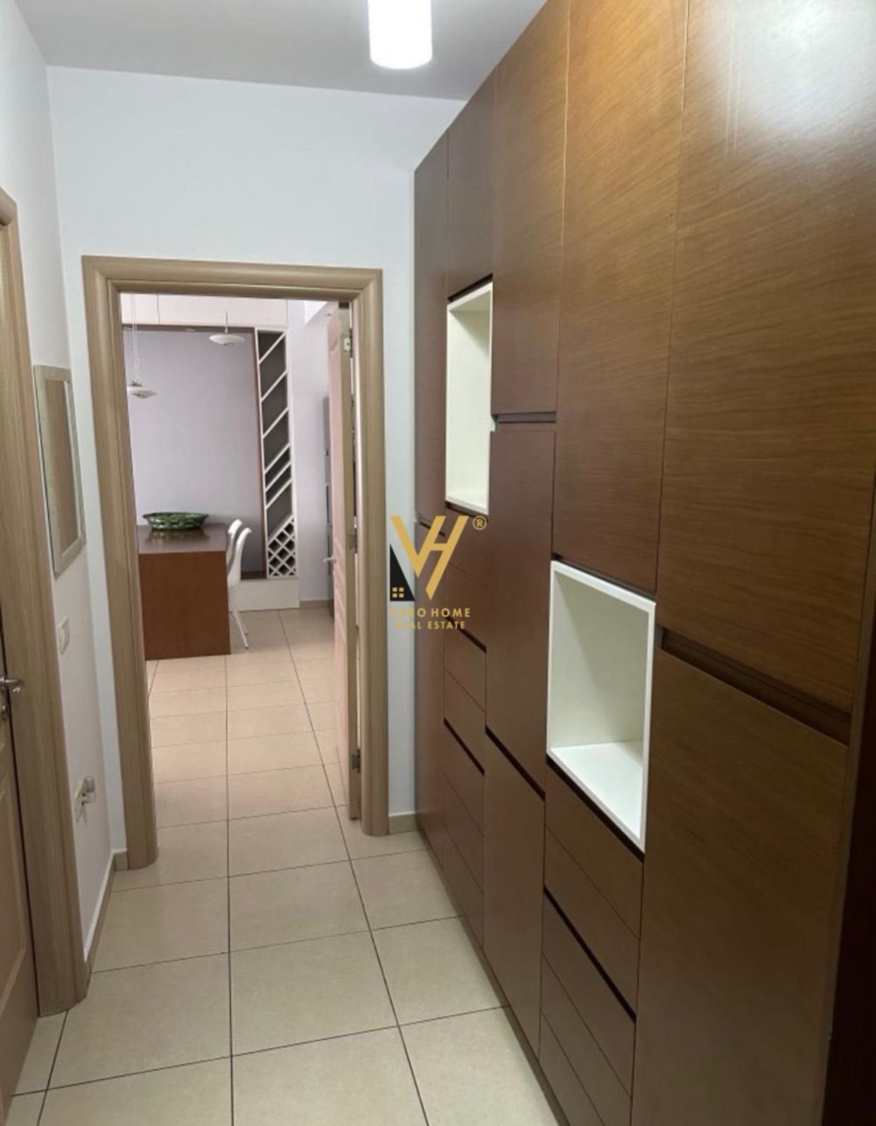 1+1 ME QIRA TE 5 MAJI 75.000 LEKE