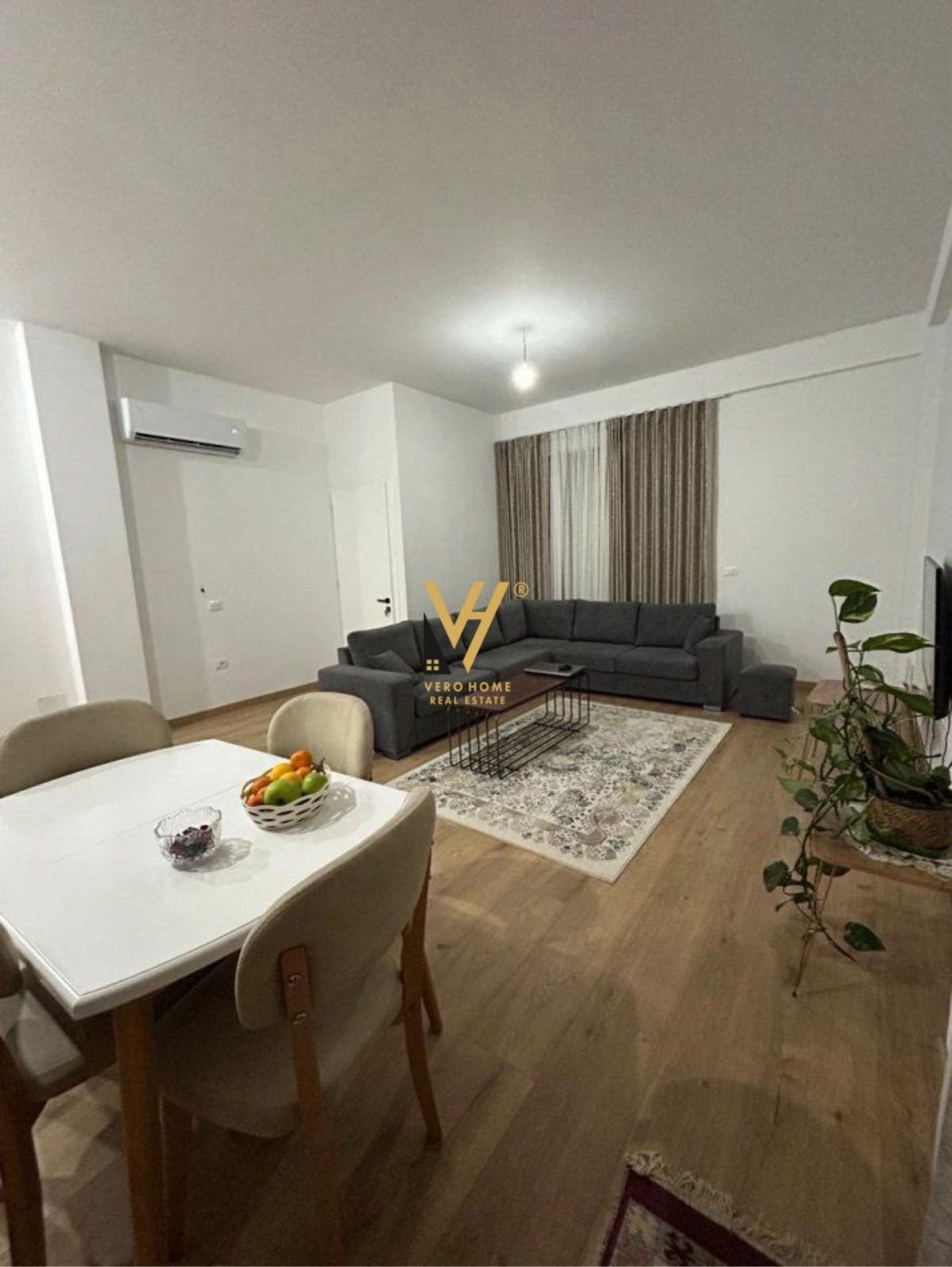 APARTAMENT 1+1 ME QIRA PRANE TEG 500 EURO