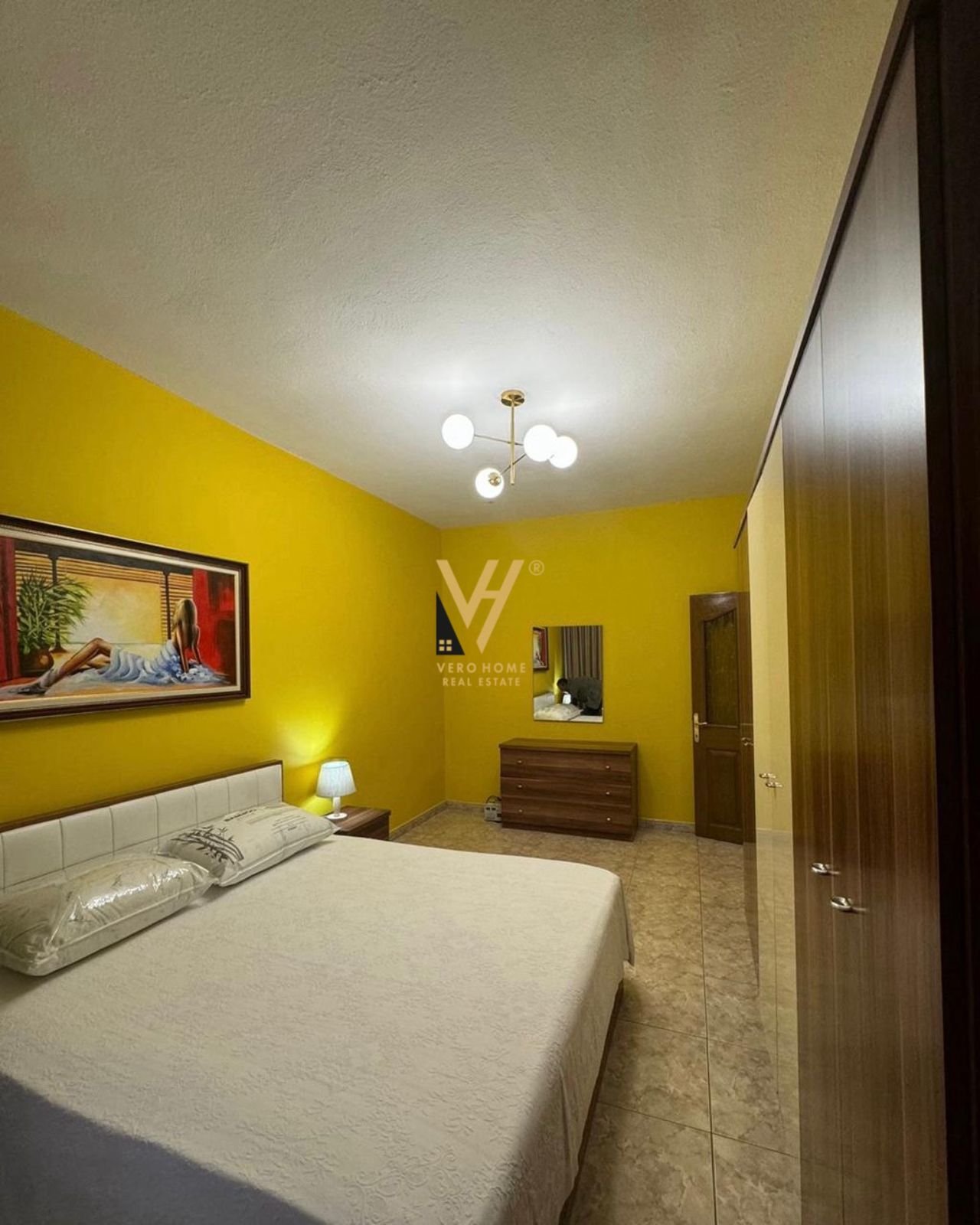 1+1+BLK ME QIRA TE STACIONI I TRENIT 500 EURO