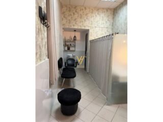 38972_17fd80fd-2231-4a1c-8776-31a222ba280d