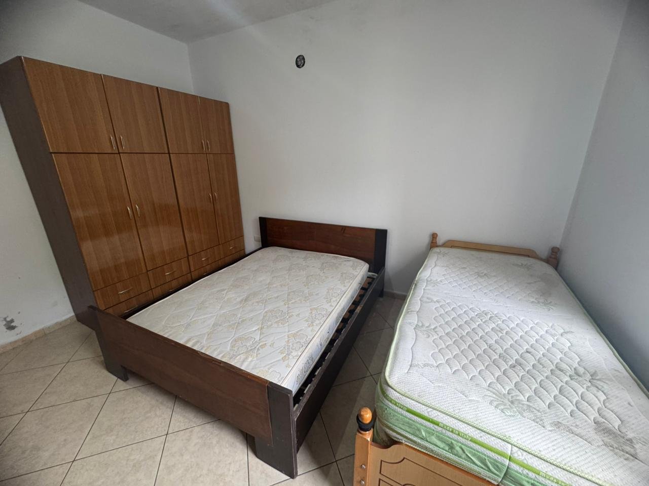 Jepet me Qira Shtëpi Private 3+1-Astir