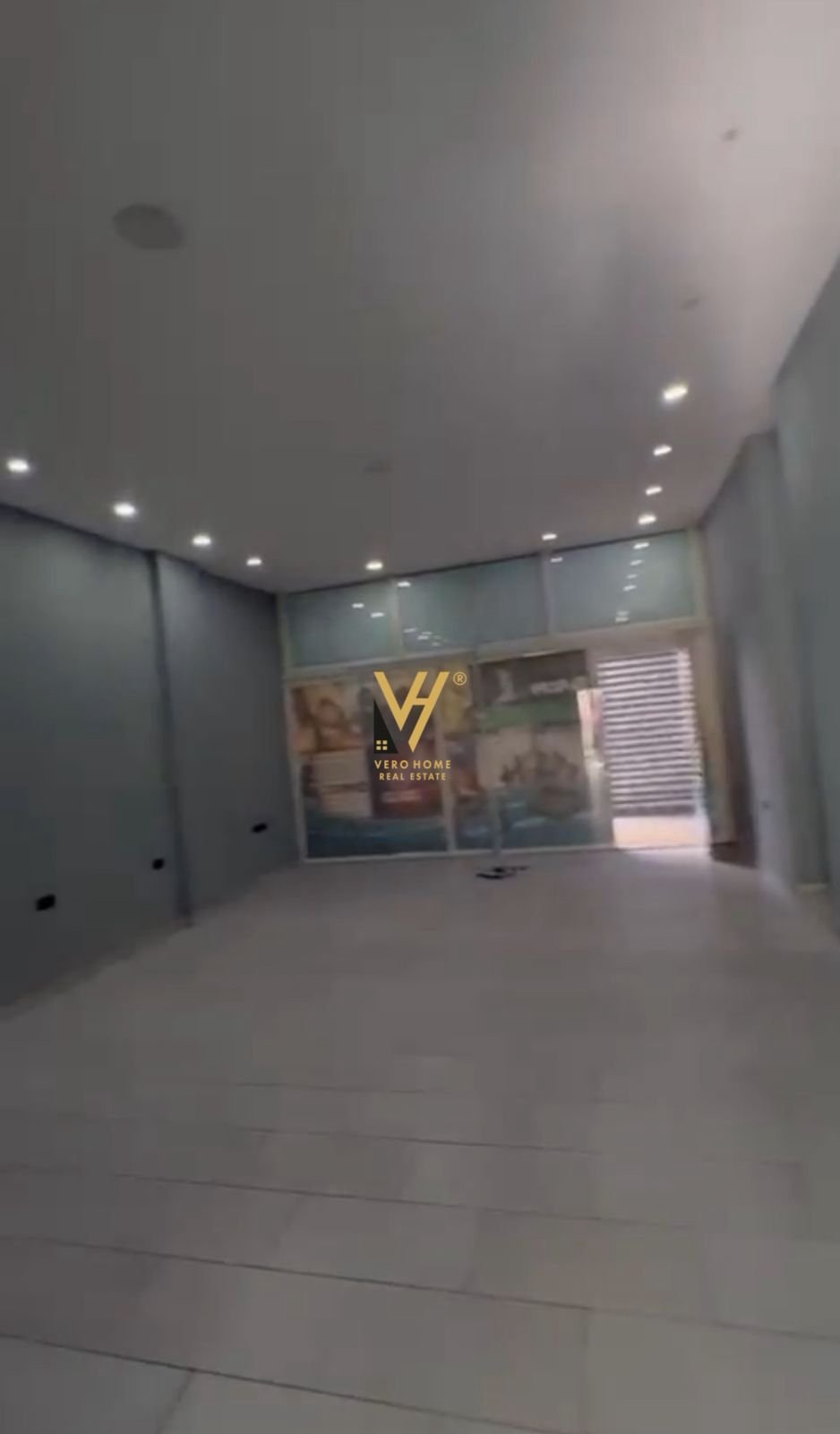 DYQAN 120 M2 ME QIRA TE RRUGA E DIBRES 50.000 LEKE