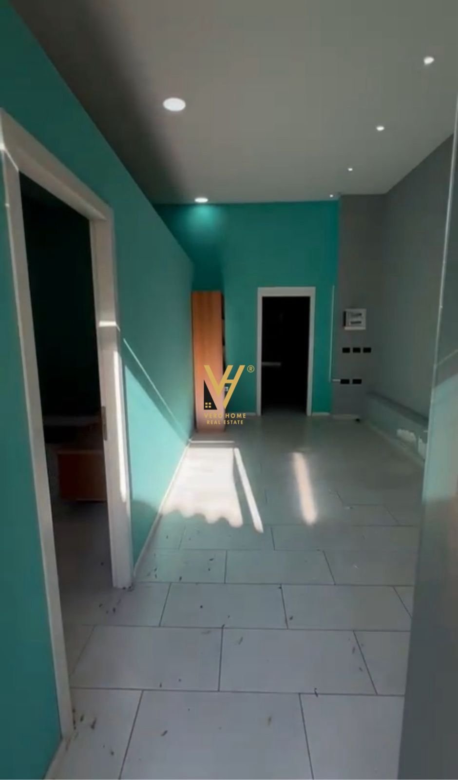 DYQAN 120 M2 ME QIRA TE RRUGA E DIBRES 50.000 LEKE