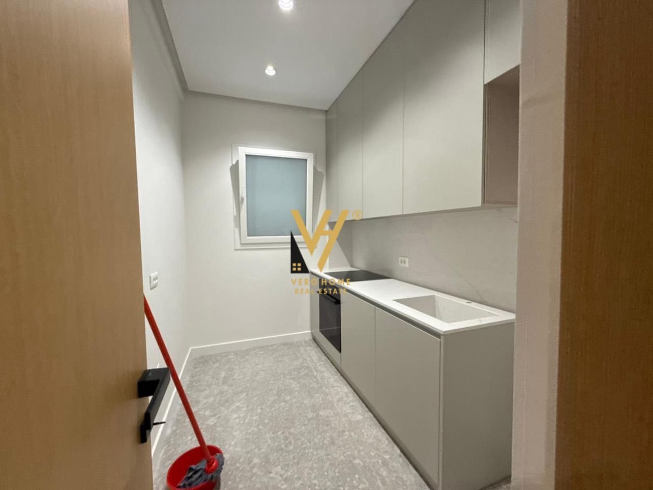 GODINE ME QIRA TE RRUGA E ELBASANIT 9.000 EURO