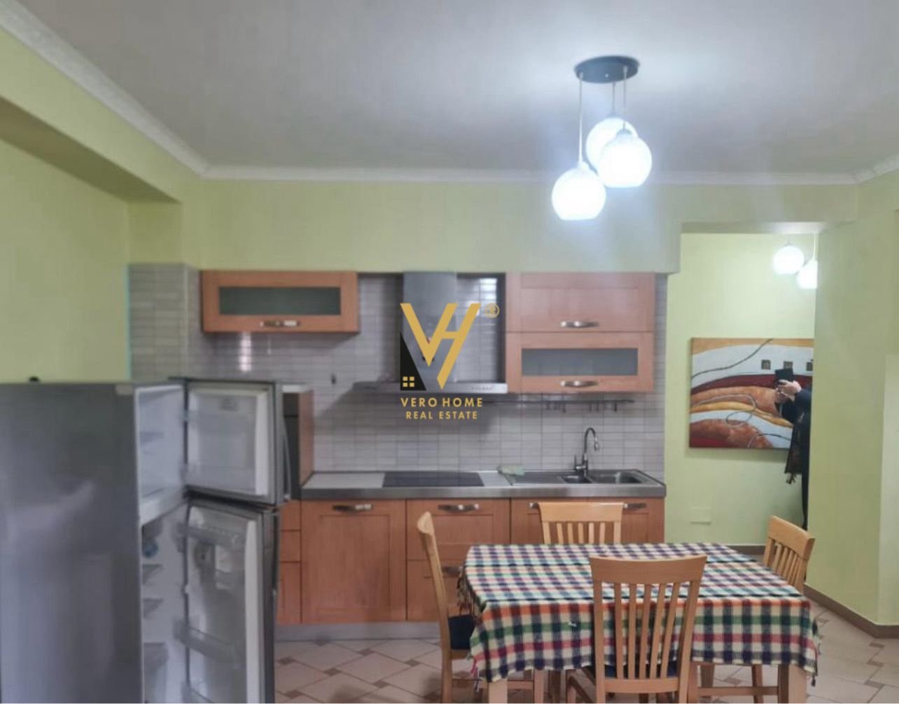 2+1 ME QIRA TE RR. MIHAL DURI 65.000 LEKE