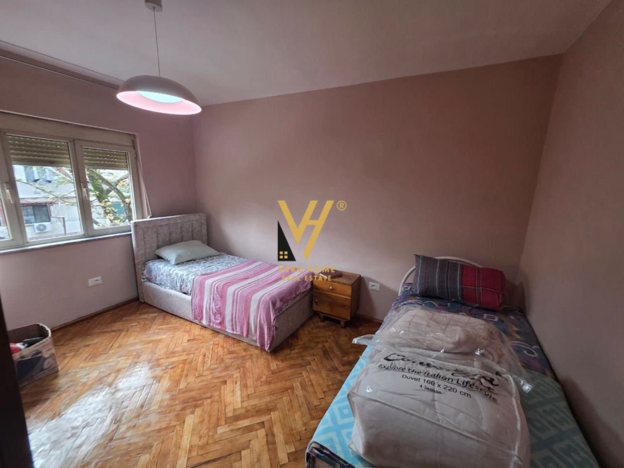 1+1+BLK ME QERA TE MYSLYM SHYRI 59.000 LEKE