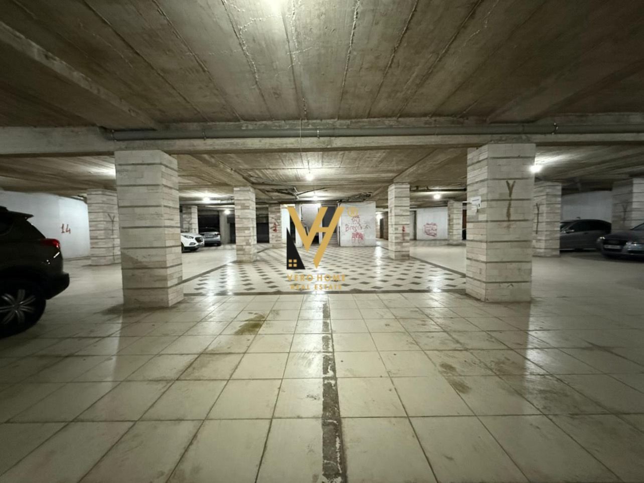 PARKIM 1.500 M2 ME QIRA TE CASA ITALIA 4.500 EURO