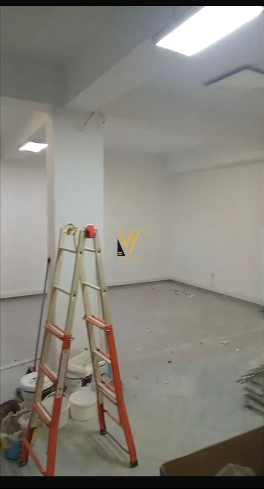 AMBIENT BIZNESI 100 M2 ME QIRA NE QENDER 2.000 EUR