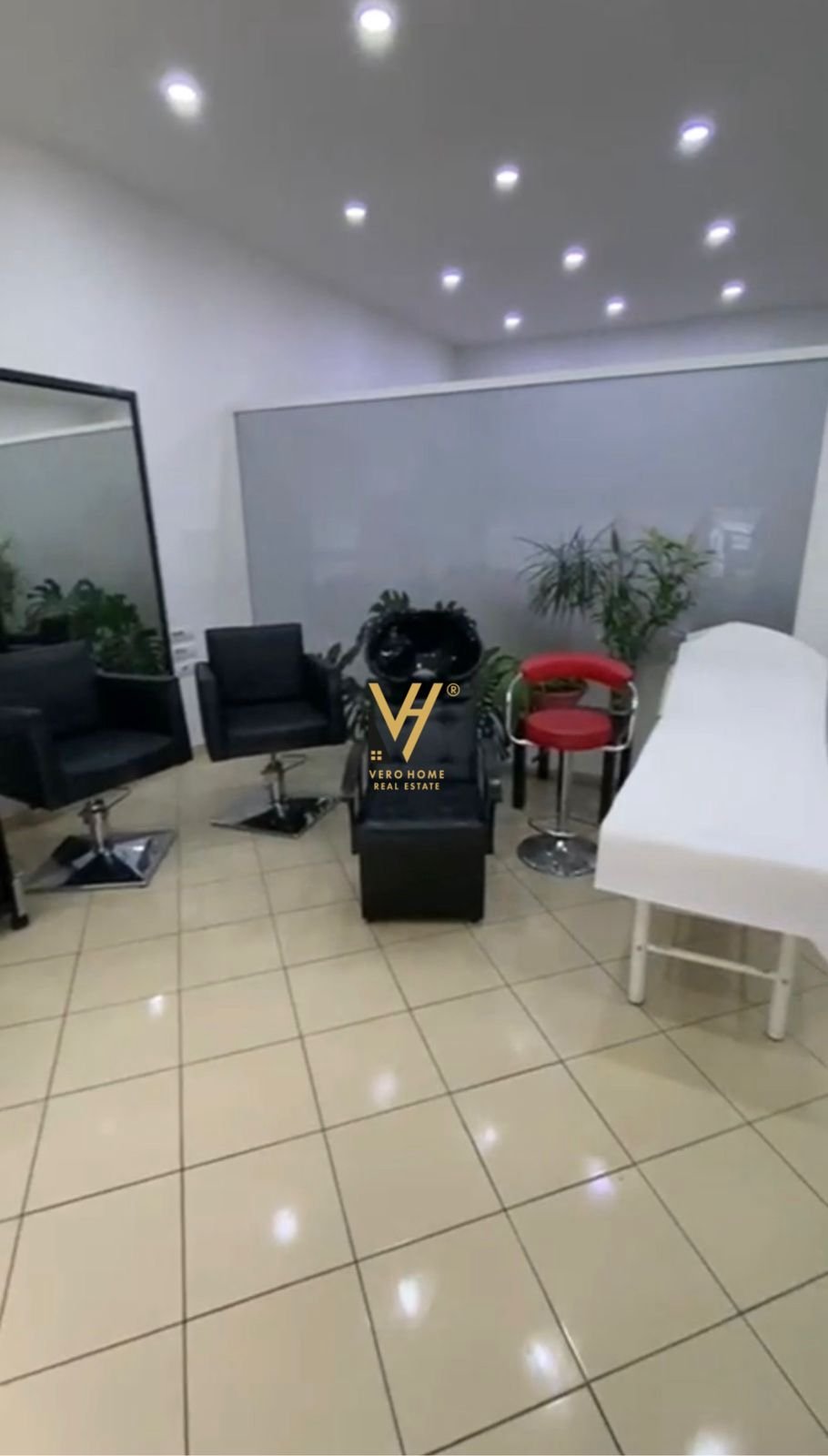 NJESI 100M2 TE RR.KOLE KOÇI,YZBERISHT 217.000 EUR