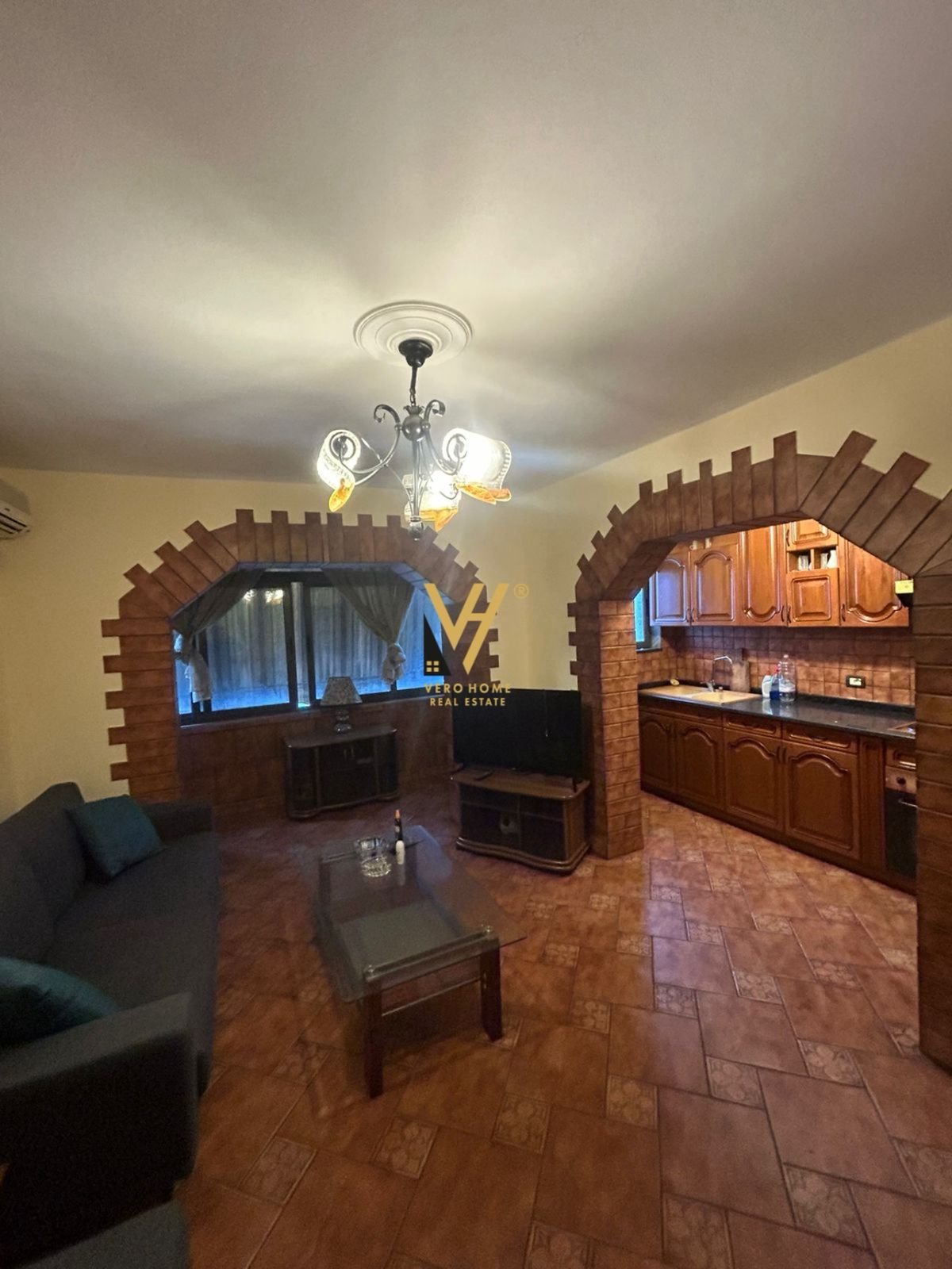 2+1 ME QERA NE MYSLYM SHYR 70.000 LEKE