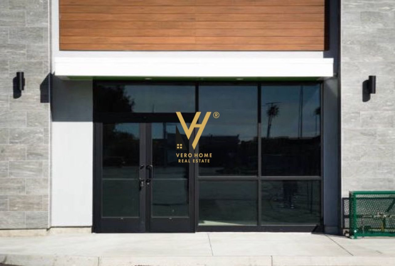 DYQAN 52 M2 NE XHAMLLIK 250.000 EURO