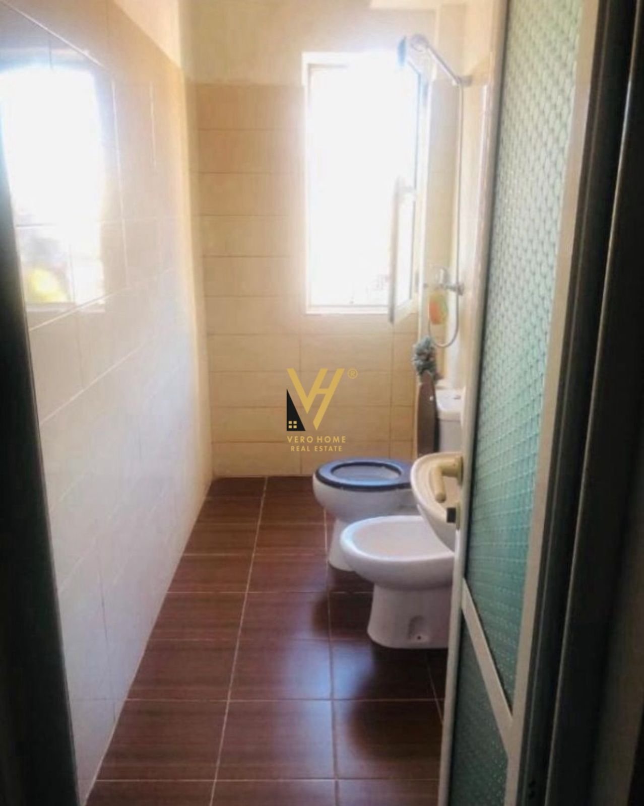 1+1 ME QERA TE ALI DEMI 60.000 LEKE