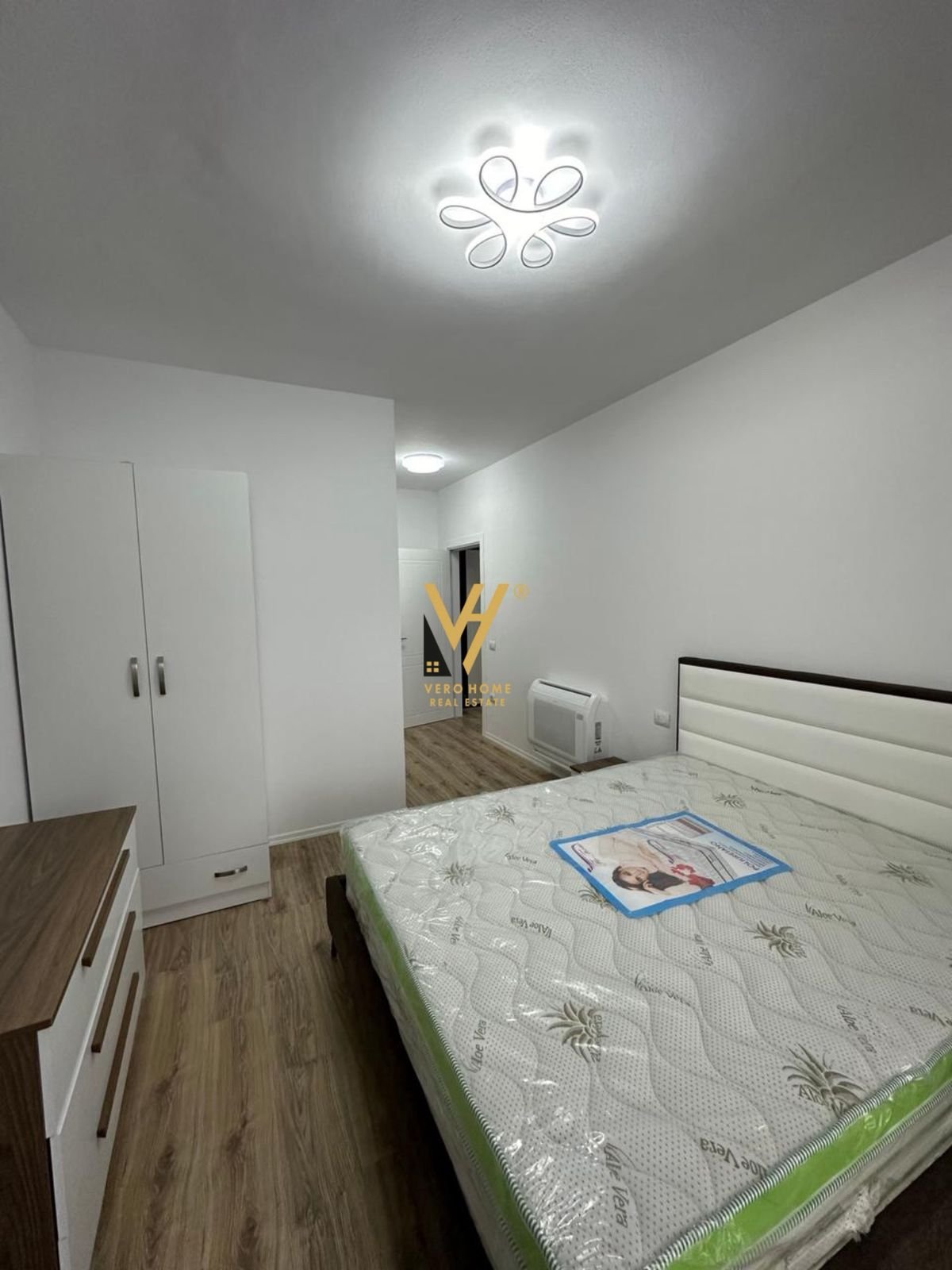 APARTAMENT 2+1+BLK NE PASKUQAN 45.000 LEKE