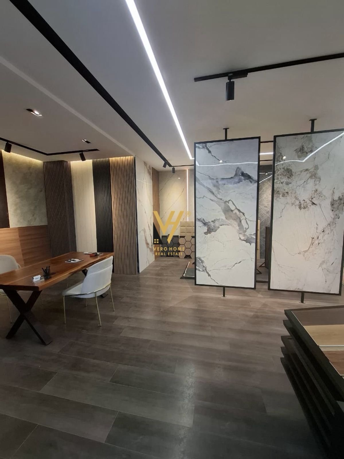 DYQAN 70 M2 ME QERA TE UNAZA E RE 1.000 EURO