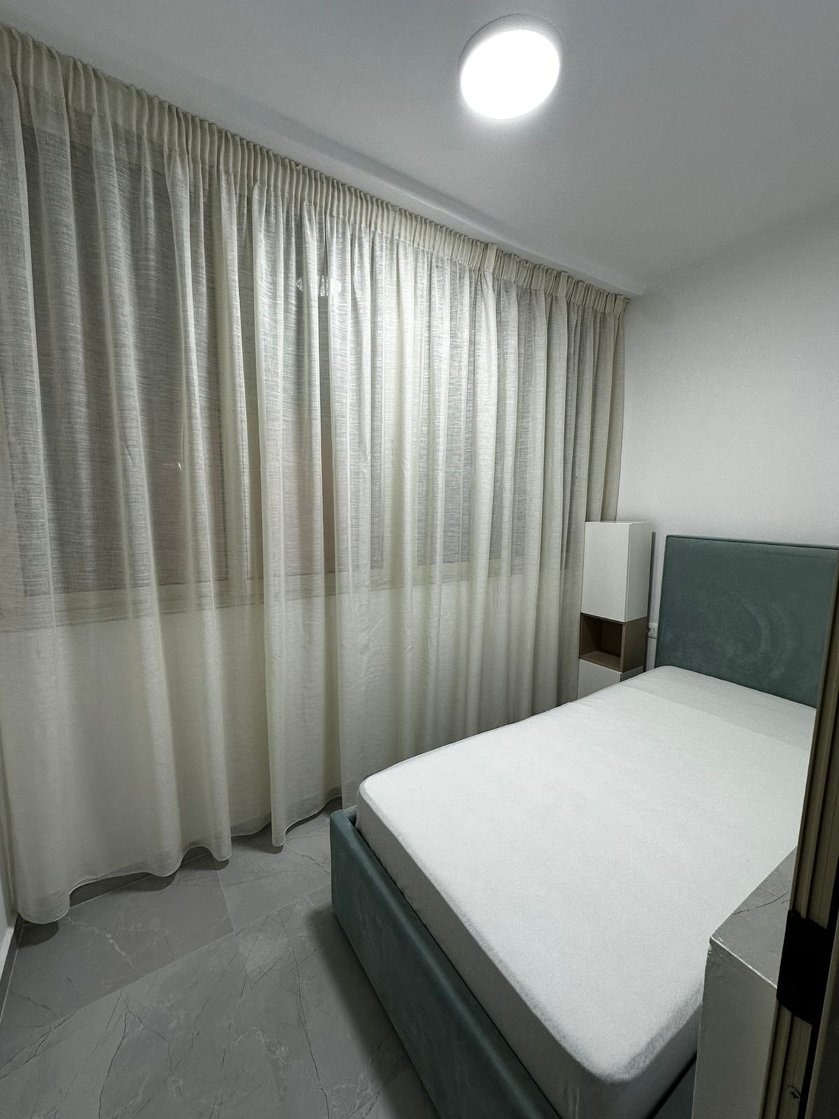 Jepet me Qira Duplex Tip Vilë – Pranë Stacionit të