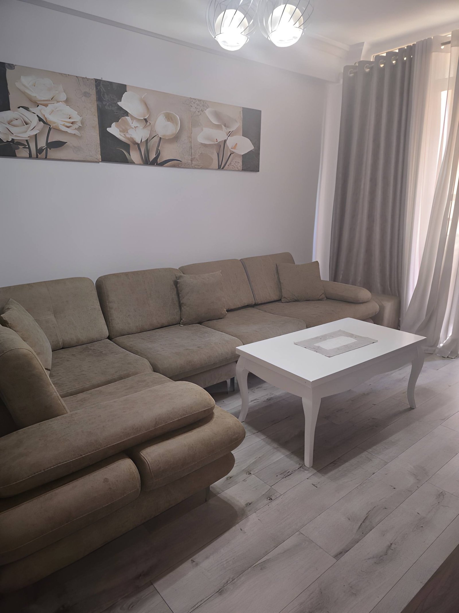 Jepet me Qira Apartament 2+1+ Ballkon – Astir !