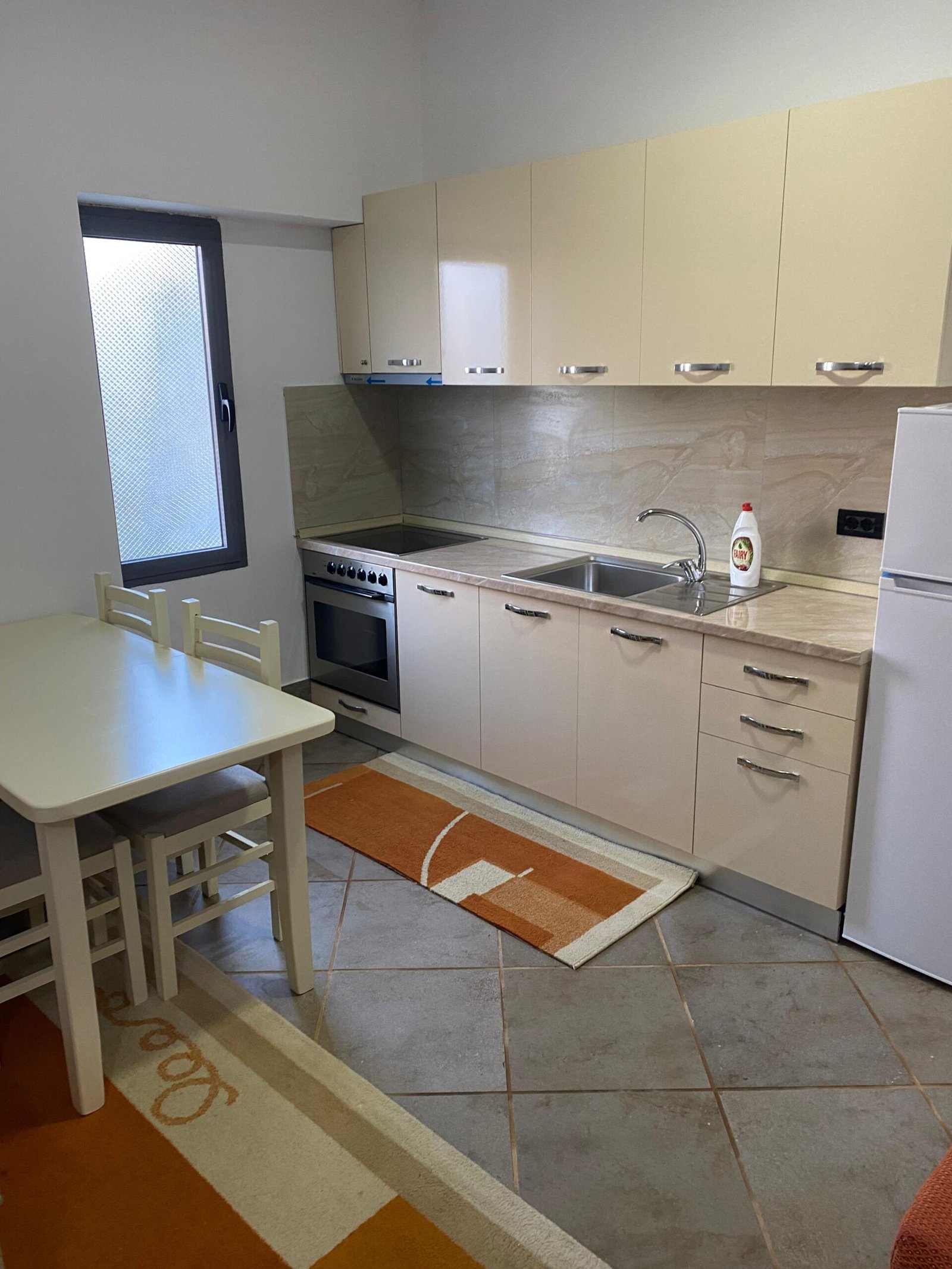 !! Jepet me qira apartament 1+1 – Selitë e Vogël !