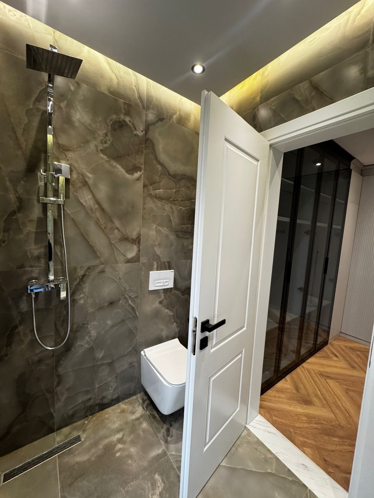 Jepet me Qira Apartament 2+1+2 ne 📍 Ali Dem !