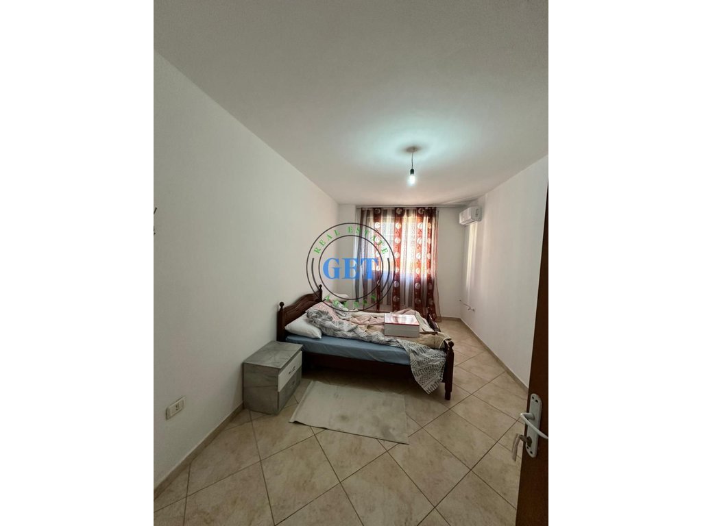 Jepet me qira, Apartament 2+1, Plazh , Durres