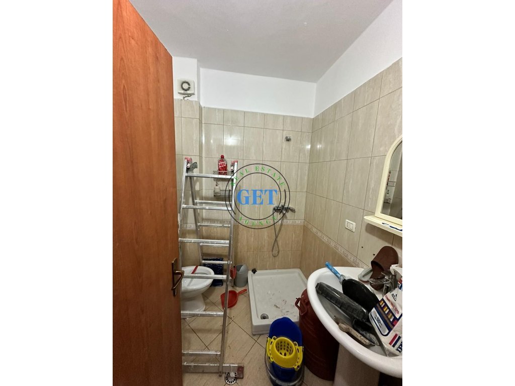 Jepet me qira, Apartament 2+1, Plazh , Durres