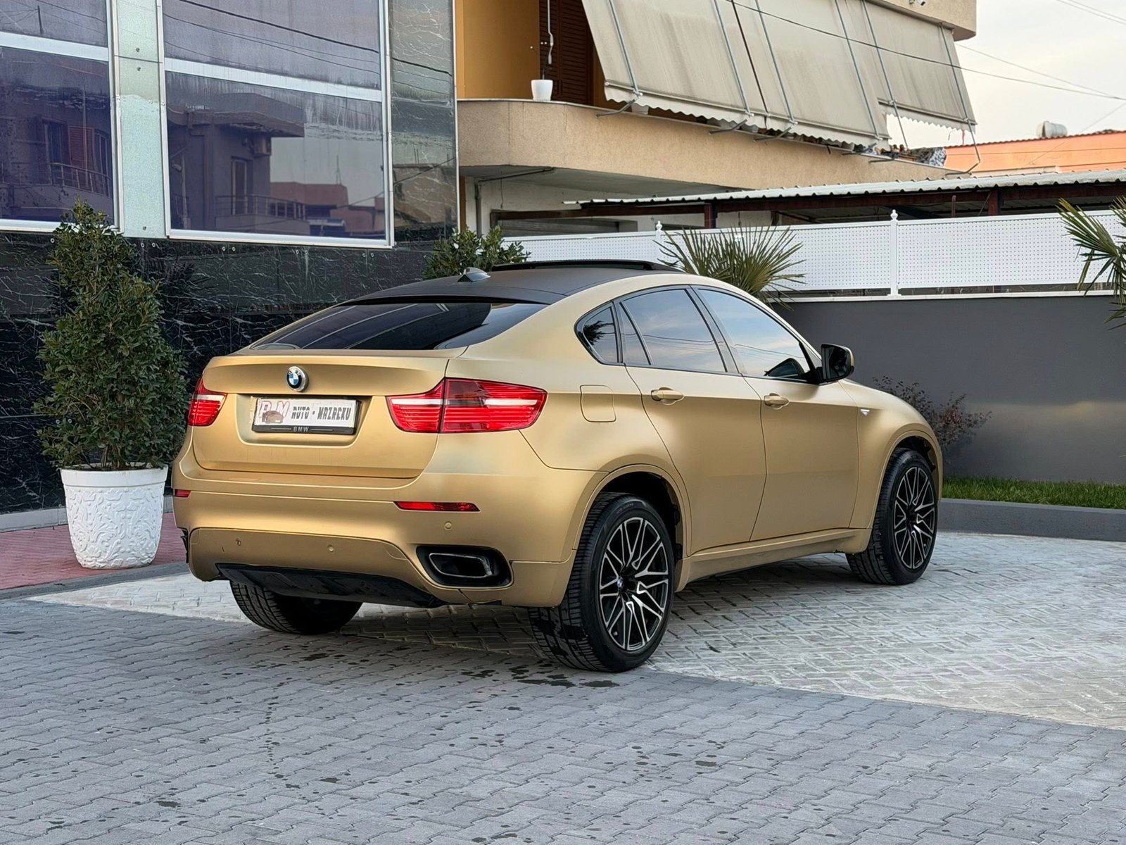 BMW X6-3.0 DIESEL-XHAMA TE ZINJ ORIGJINAL