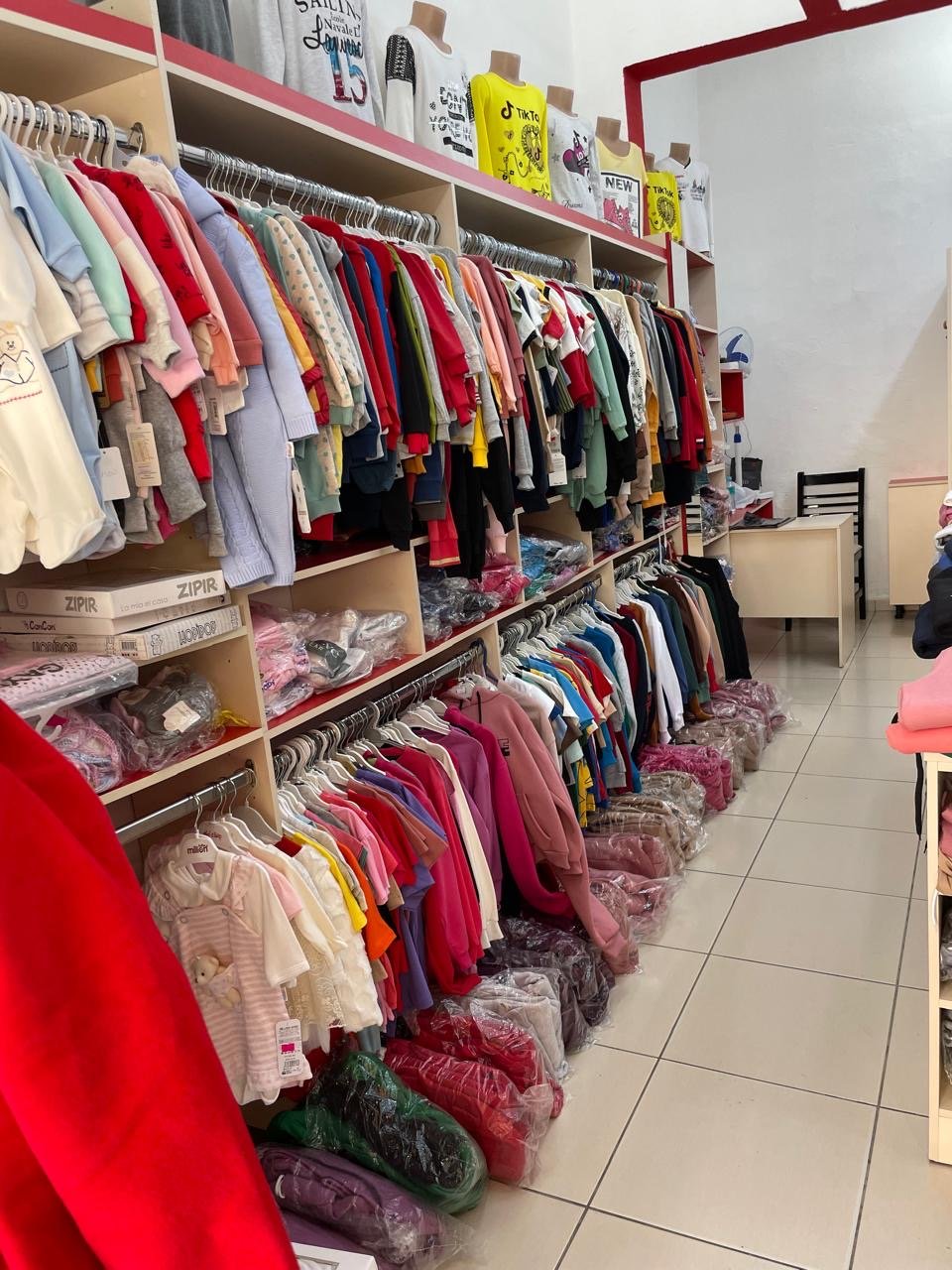 Shitet Biznesi ne Fier