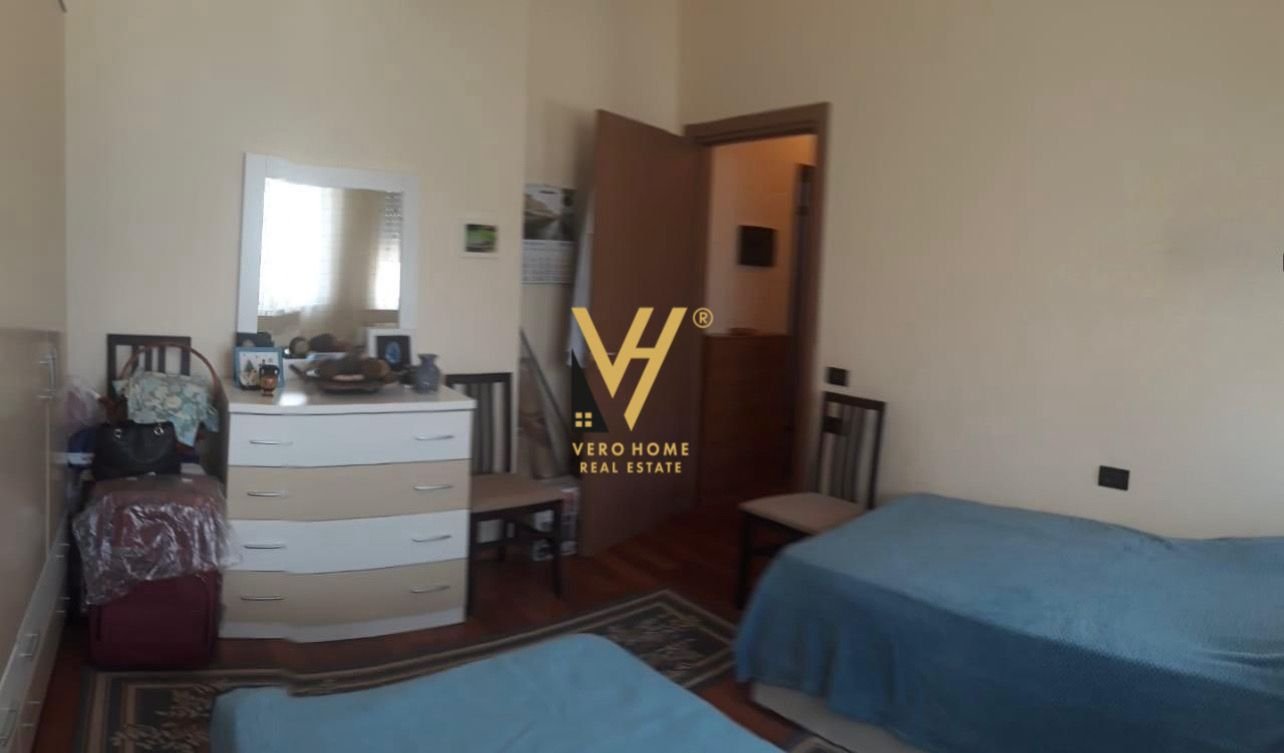 1+1 ME QERA TE PAZARI I RI 800 EURO