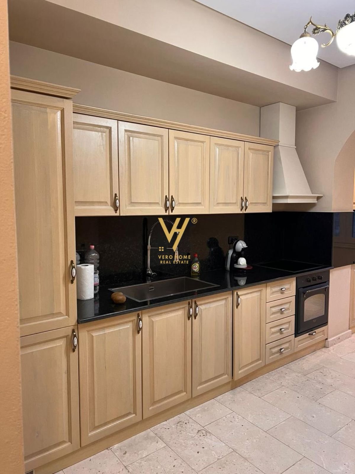 1+1 ME QIRA TE KINEMA AGIMI, BLLOK 800 EURO