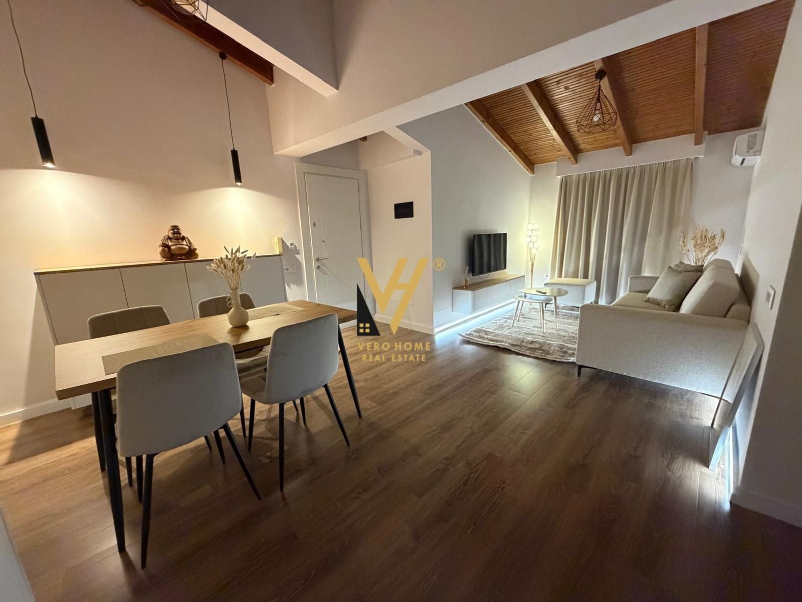 1+1+BLK ME QERA TE KOMUNA E PARISIT 85.000 LEKE