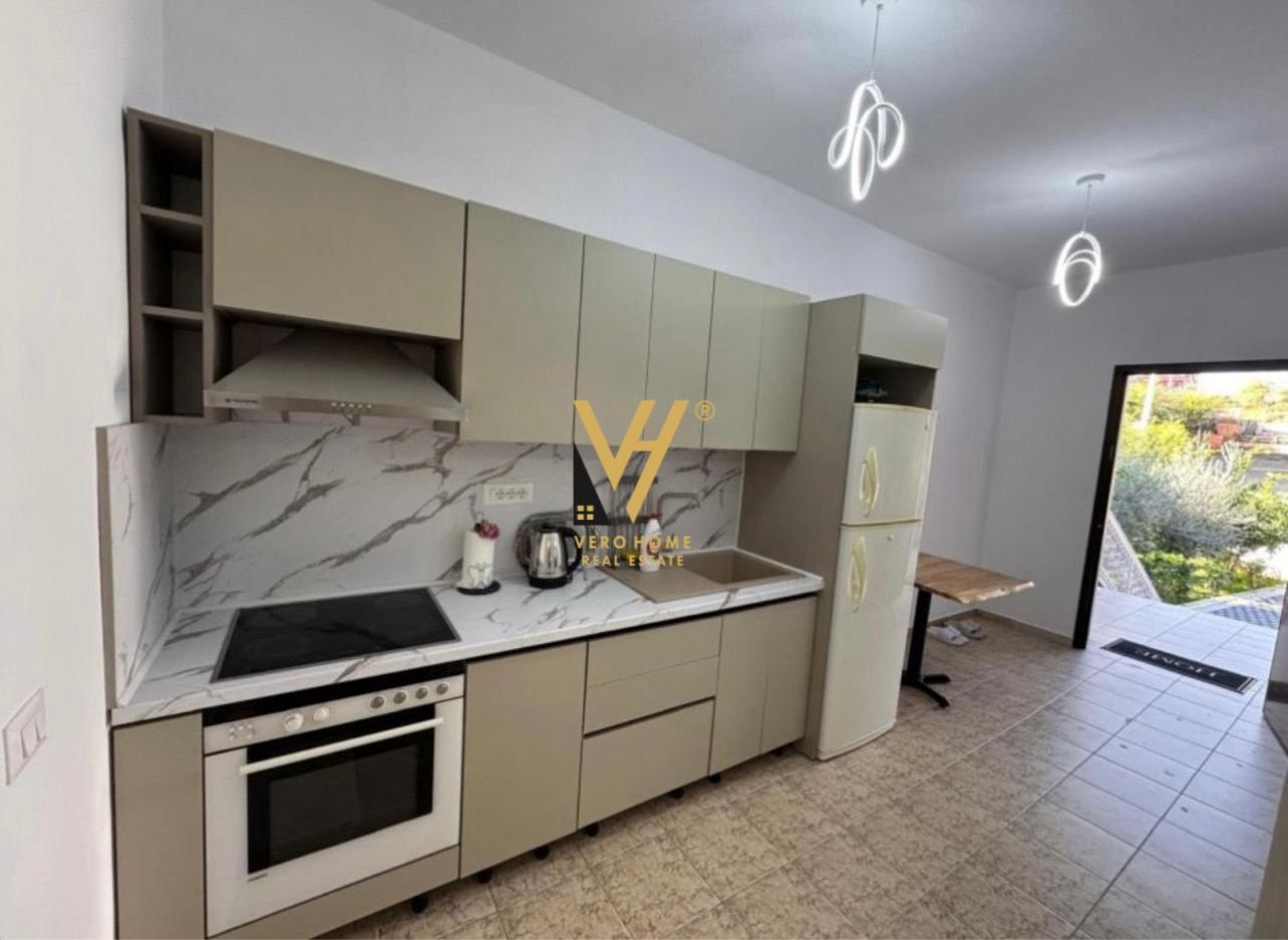 APARTAMENT 2+1 ME QIRA NE SHKOZE 500 EURO