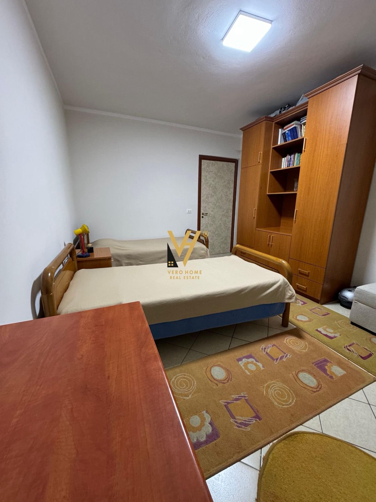 2+1+BLK ME QERA TE KRISTAL CENTER 65.000 LEKE