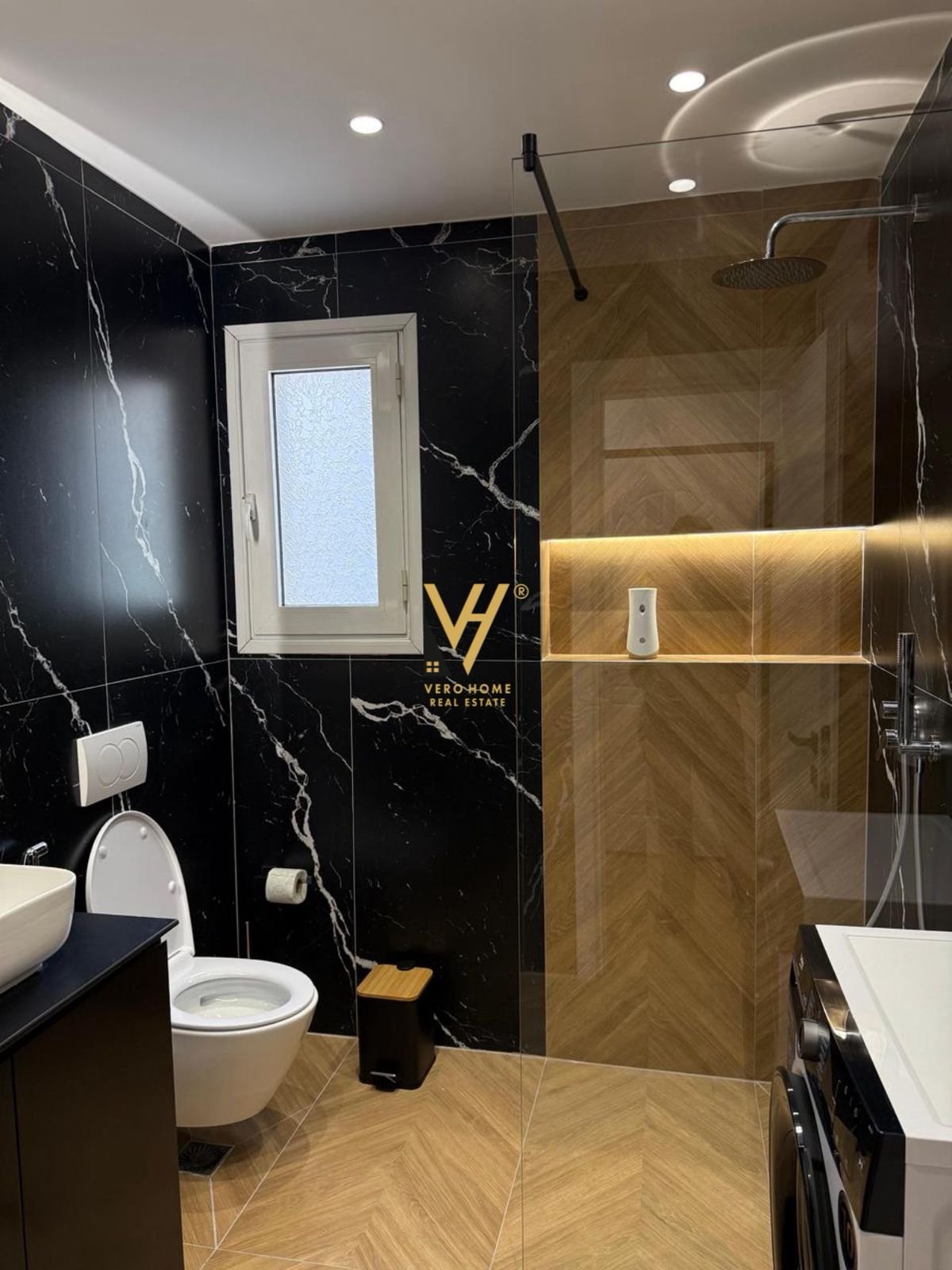 1+1+BLK ME QERA TE LIQENI ARTIFICIAL 1.000 EURO