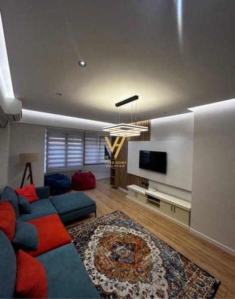 2+1+2 ME QIRA TE MYSLYM SHYRI 1.000 EURO