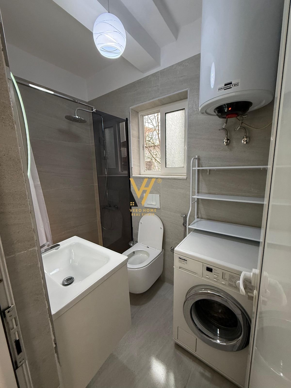 1+1+BLK ME QERA NE LAPRAKE 40.000 LEKE