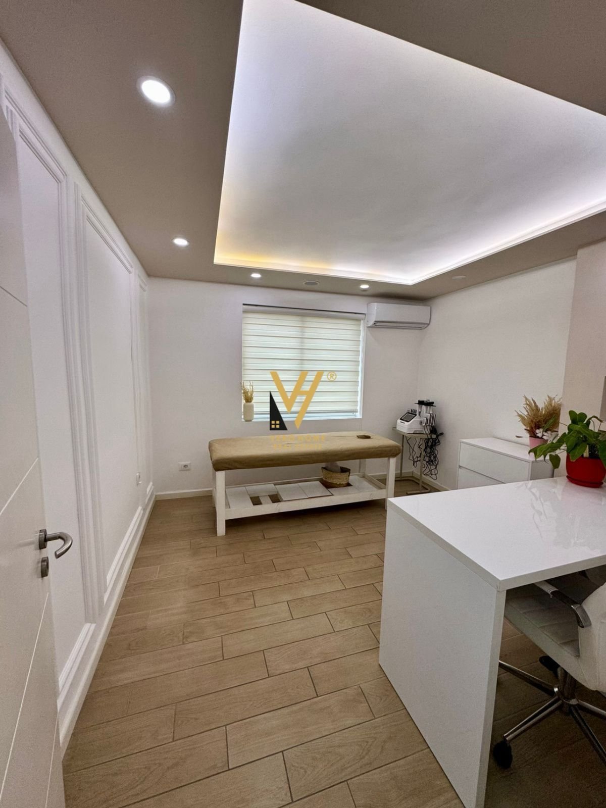 ZYRE 68 M2 ME QIRA NE VASIL SHANTO 750 EURO