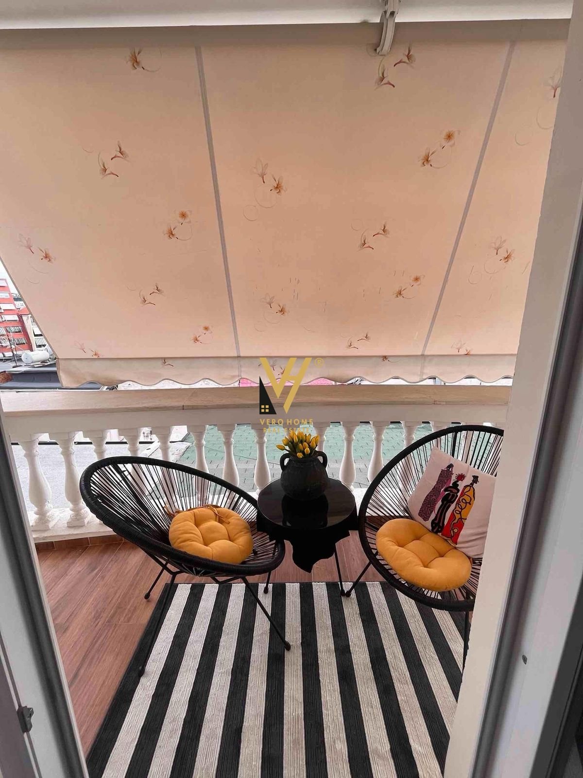 1+1+2BLK ME QERA TE MOZAIKU,21 DHJETORI 85.000 LEK