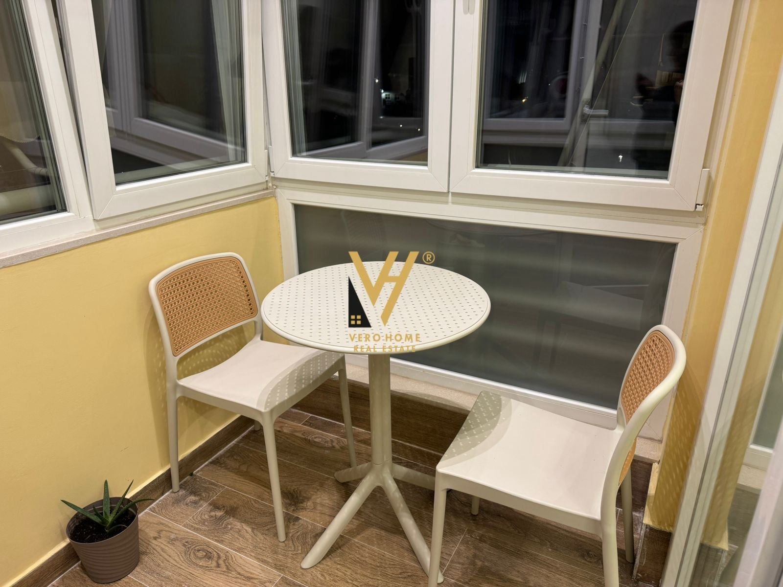 1+1+BLK ME QIRA NE LAPRAKE 70.000 LEKE