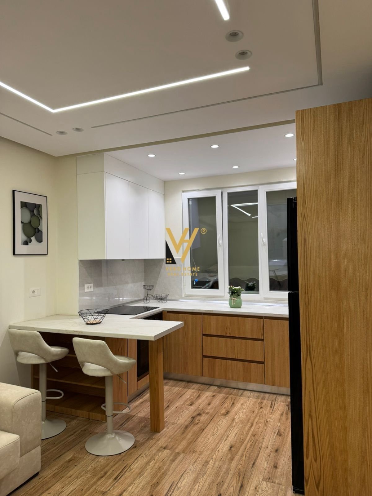 1+1+BLK ME QIRA NE LAPRAKE 70.000 LEKE