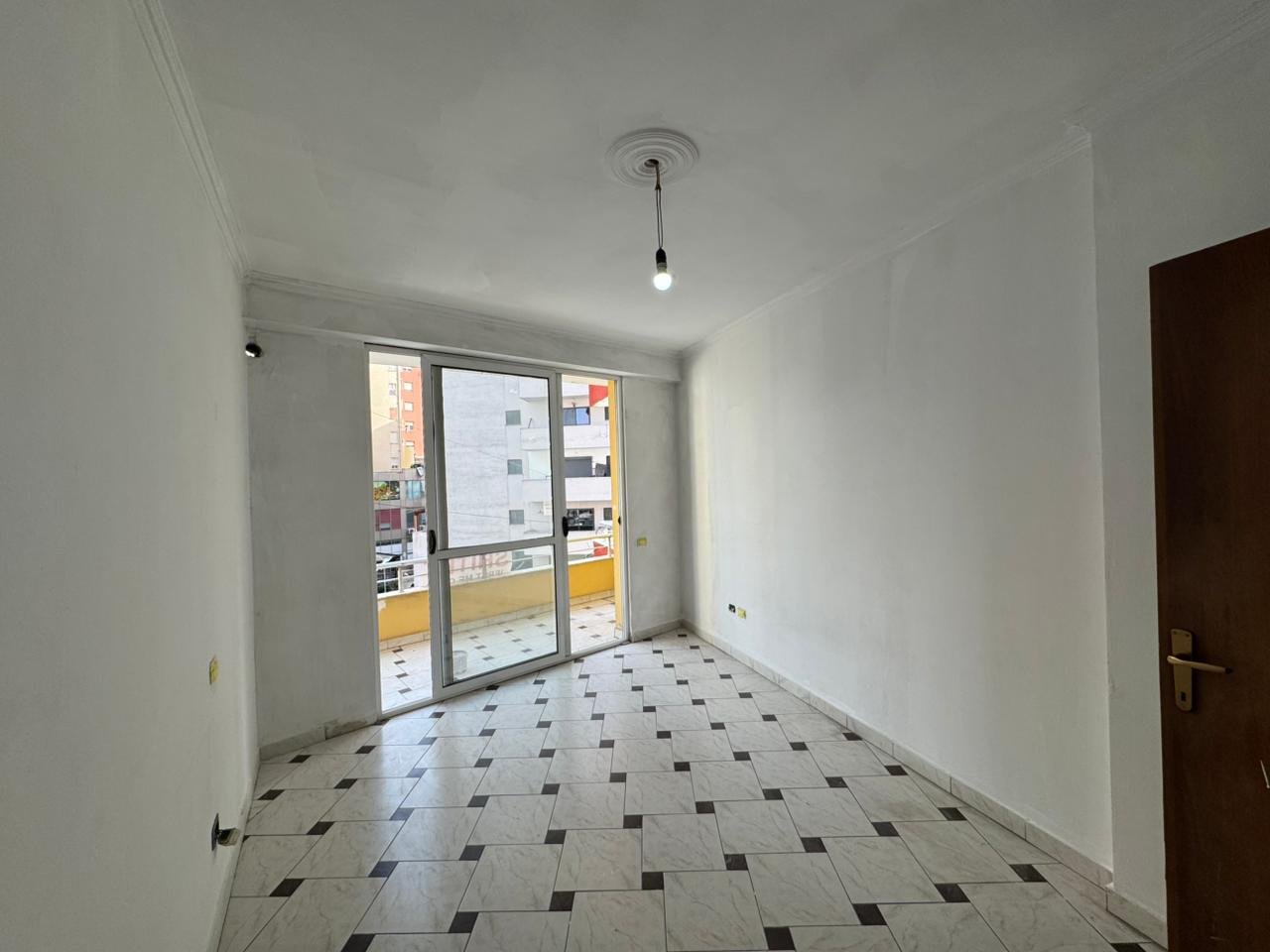 🏡 Apartament për Shitje 2+1 + 2 Ballkone – Astir