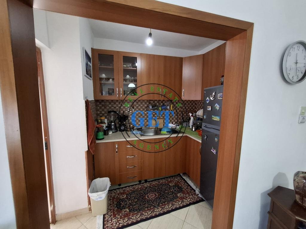 Shitet, Apartament 2+1, Tek Parku Vala, Durres.