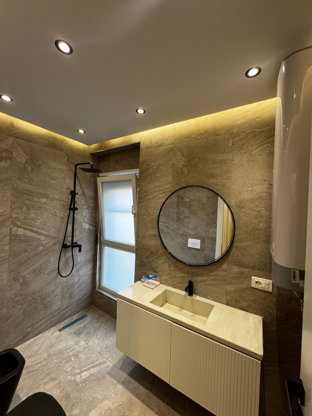 Jepet me Qira Apartament 2+1+2 ne 📍 Ali Dem !