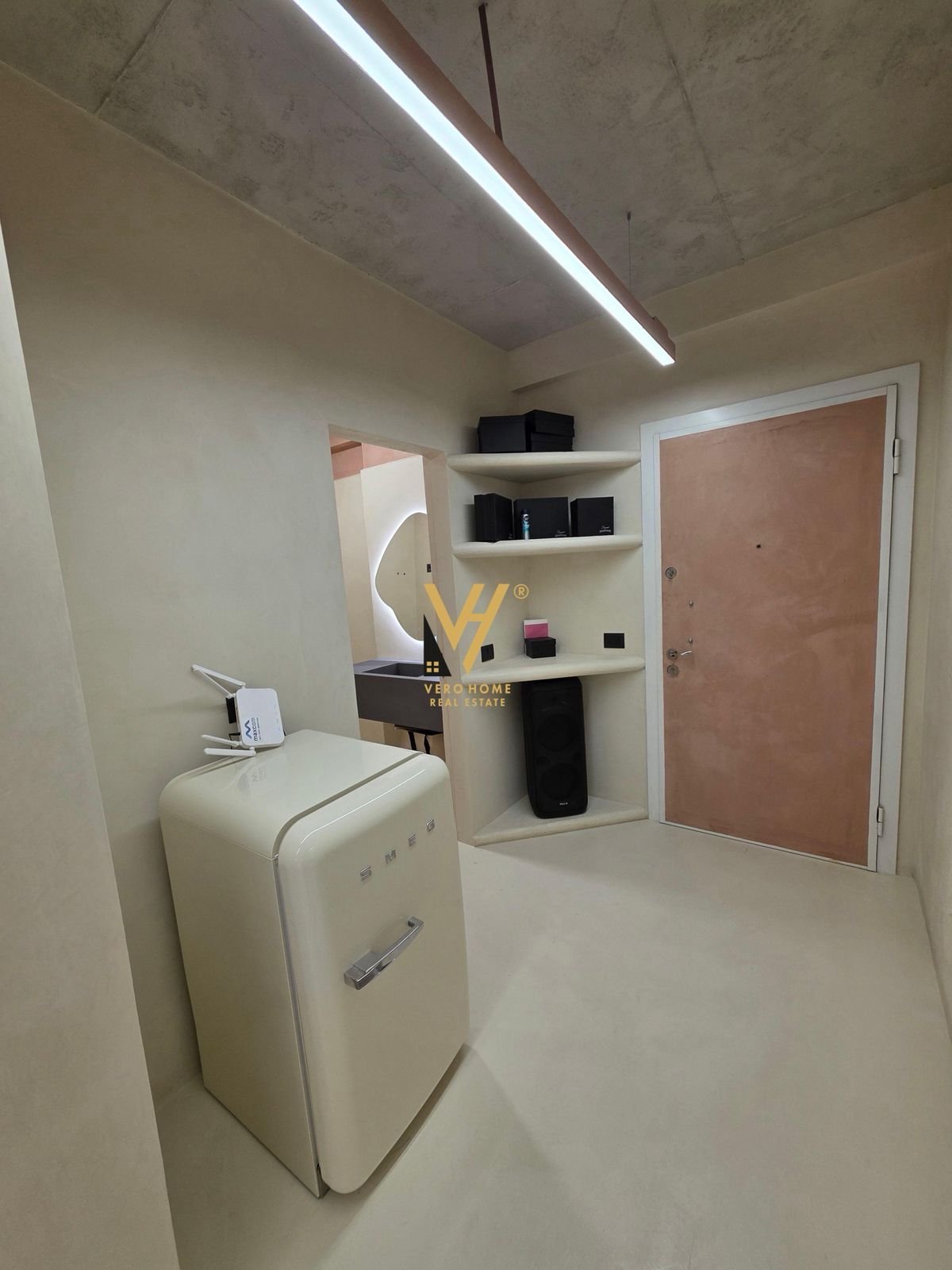 1+1+BLK TE KOMUNA E PARISIT 221.000 EURO