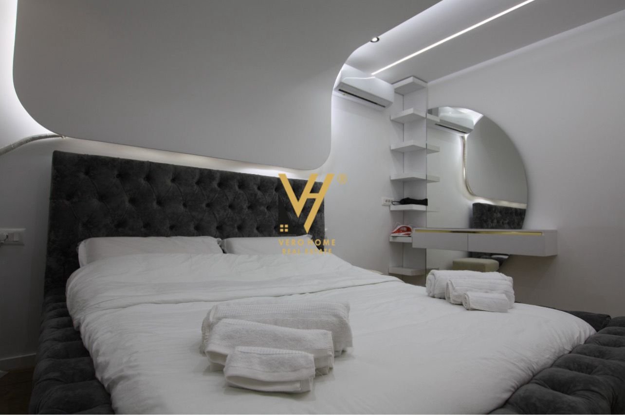 APARTAMENT 1+1 ME QIRA TE 21 DHJETORI 650 EURO