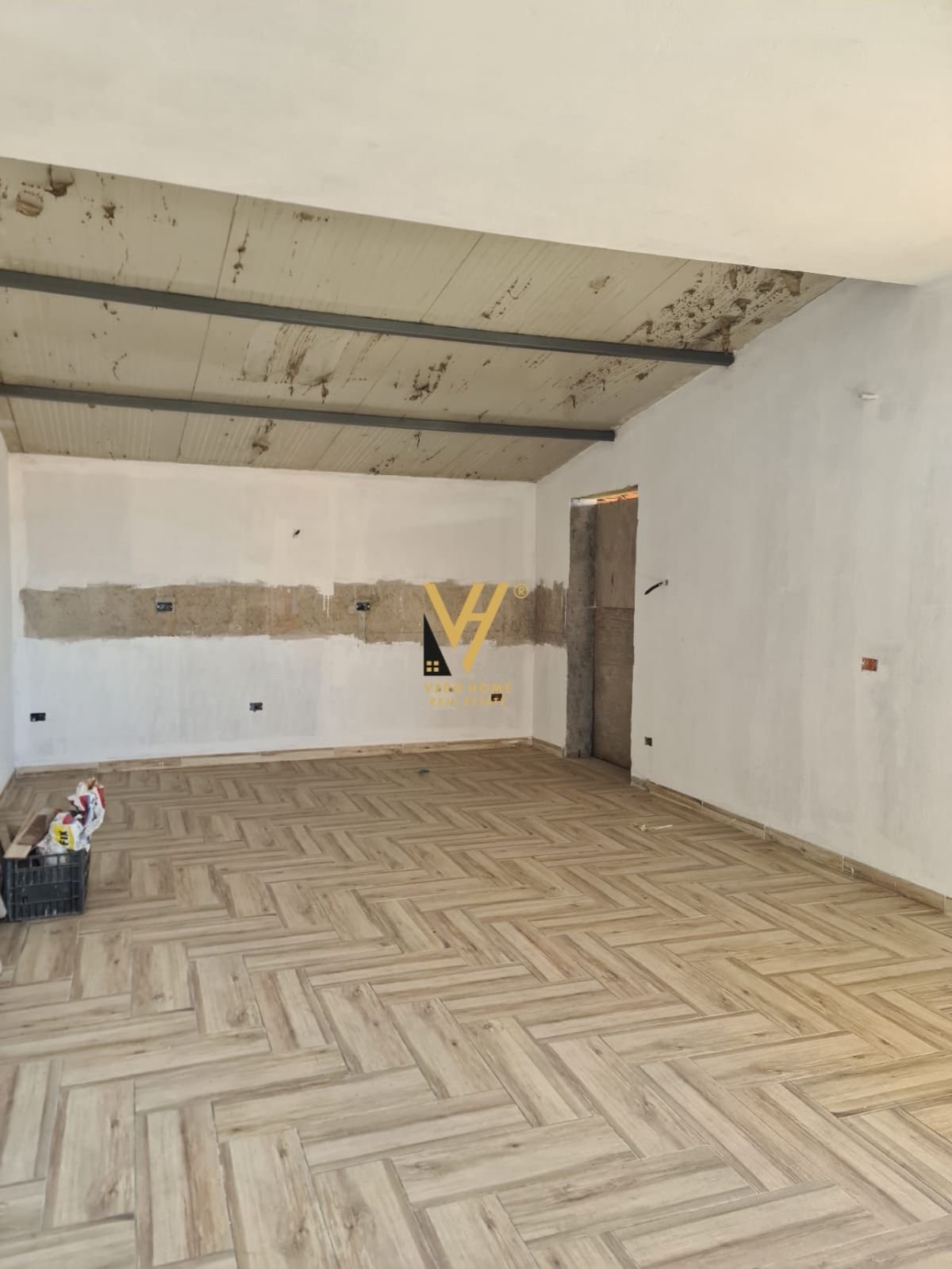 VILE 4 KATESHE TE SIRI KODRA 600.000 EURO