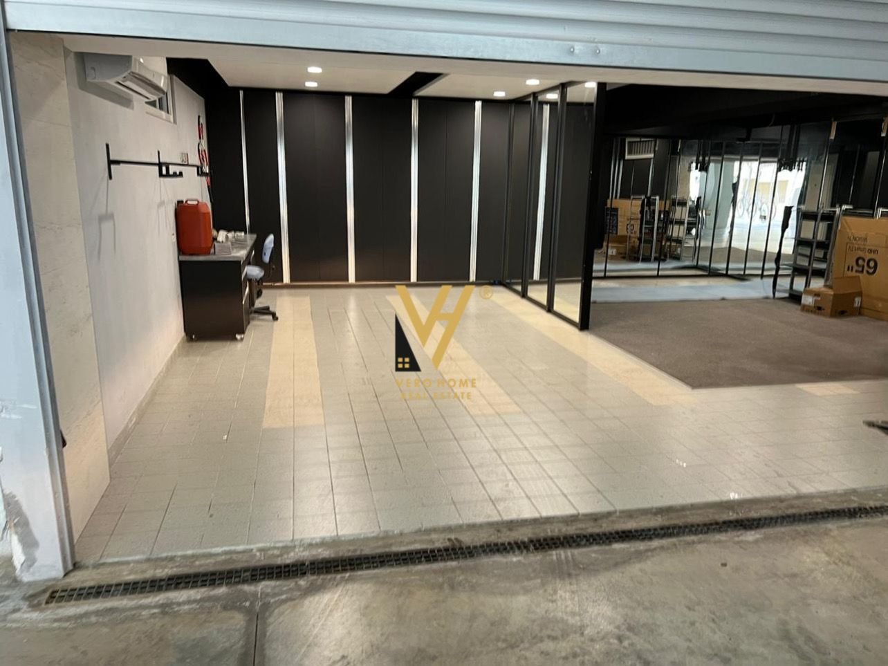 APARTAMENT 3+1+2 TE KOPSHTI BOTANIK 1.500 EURO