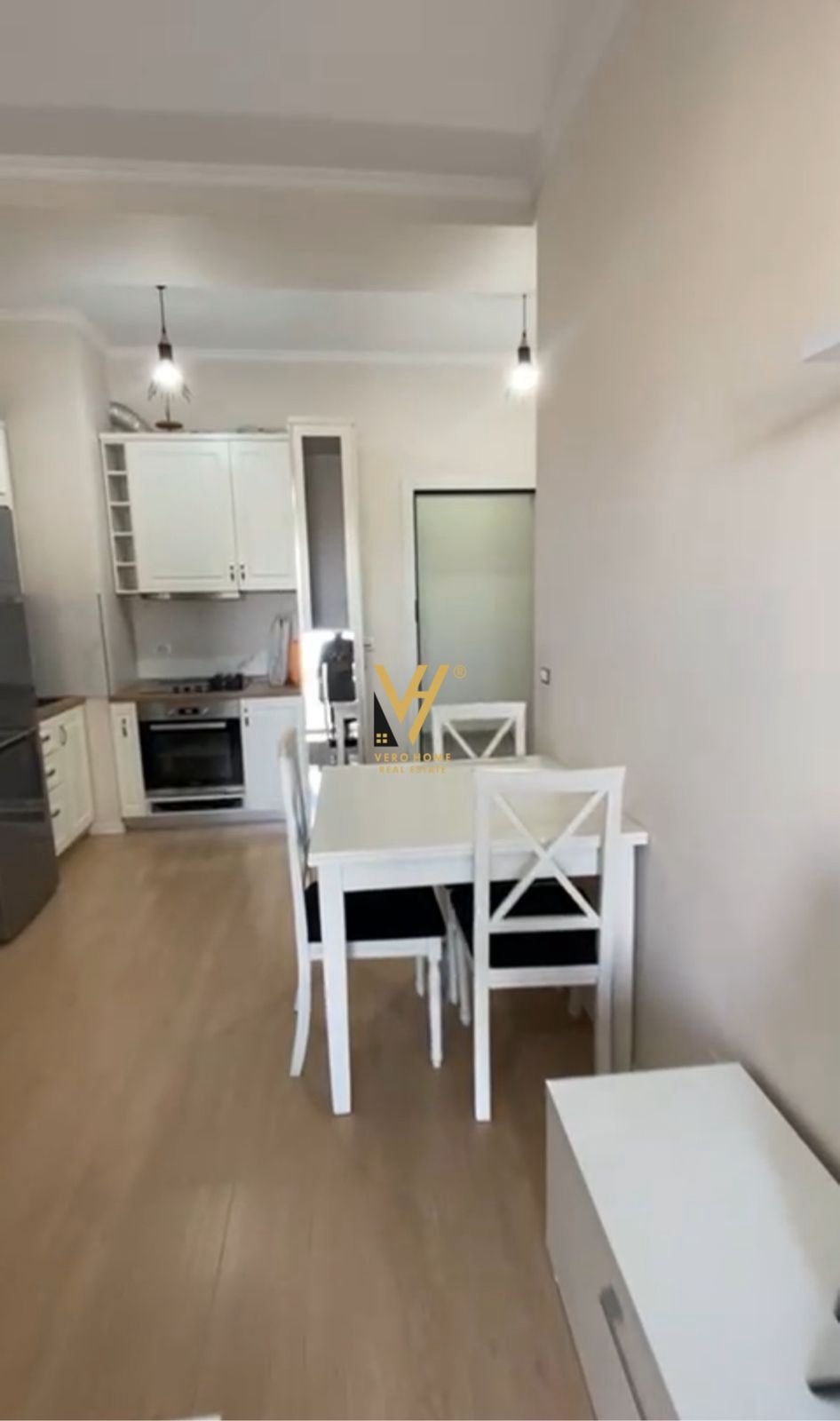 1+1+BLK ME QIRA TE 21 DHJETORI 55.000 LEKE