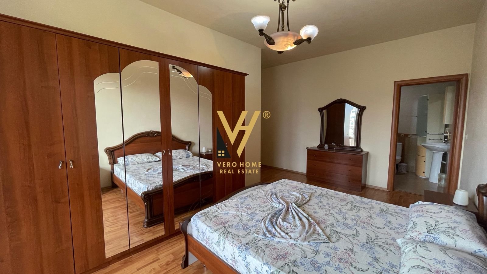 2+1+2+BLK ME QIRA NE MYSLYM SHYR 85.000 LEKE